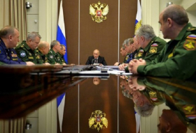 Putin assembles Security Council